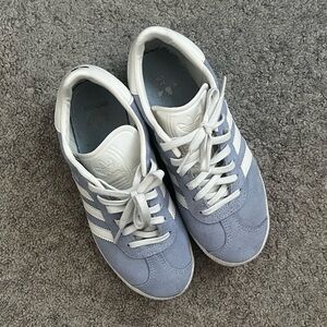 Adidas Gazelle size 5